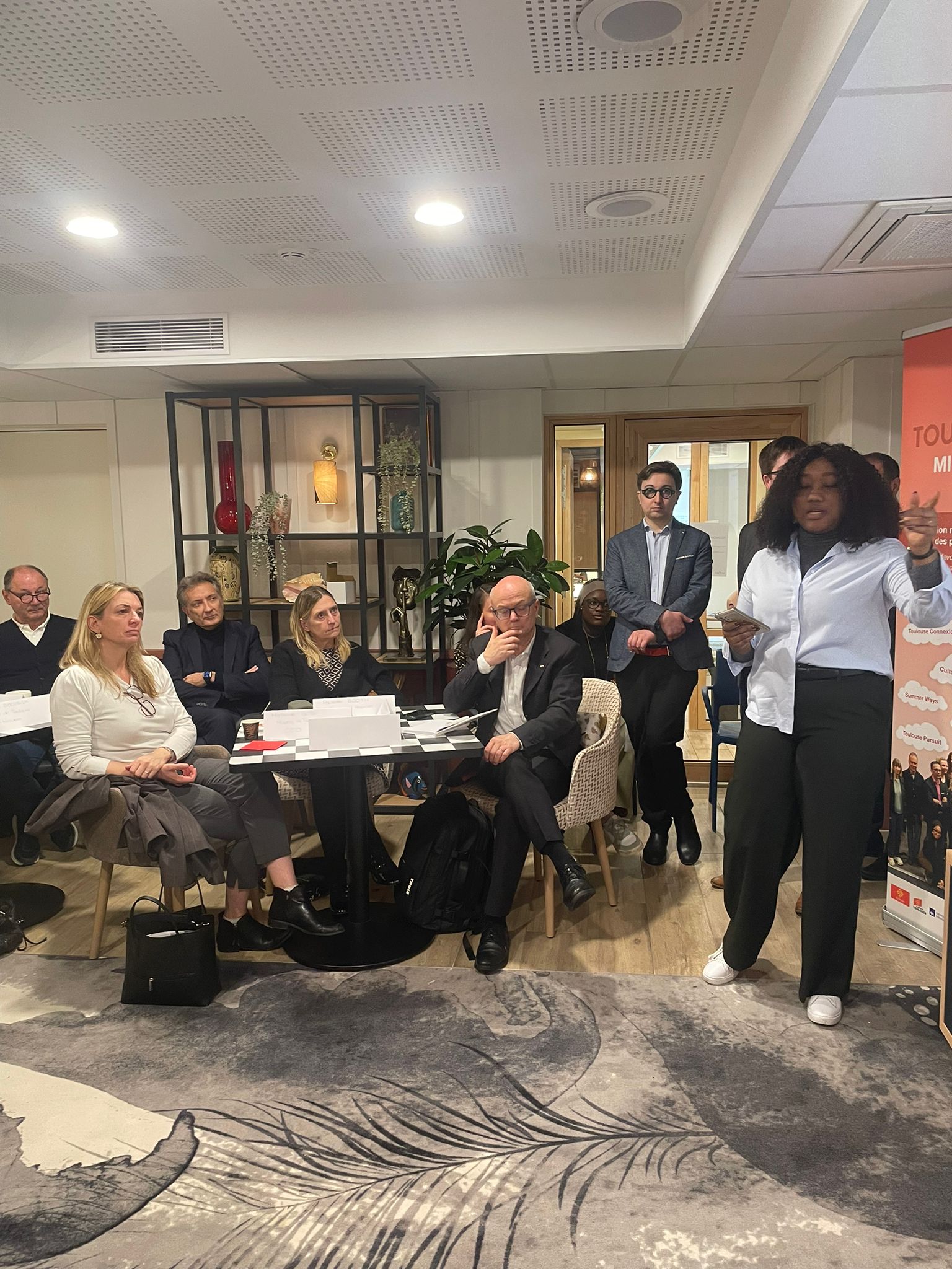 Intervenante lors d'une permanence Toulouse Way